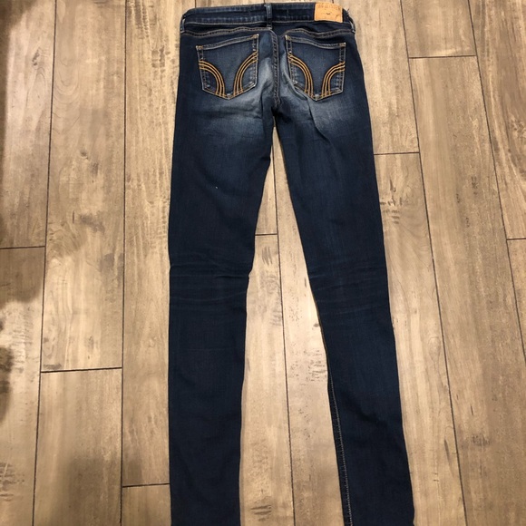 Hollister low rise jeans - Picture 2 of 2